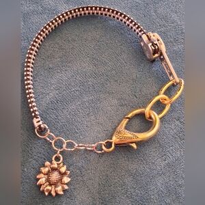 Gold-Tone Sunflower Charm Bracelet - Women Jewelry 8.5 In Long